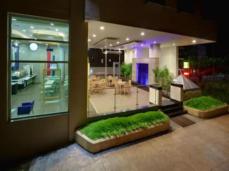 Holiday Inn Express Pune Hinjewadi By Ihg Pimpri-Chinchwad Buitenkant foto